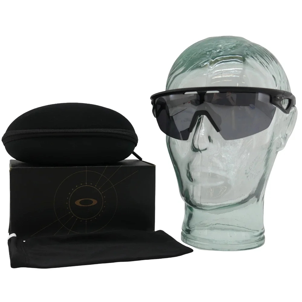 Oakley Sphaera Sunglasses OO9403-0136 Matte Black / Prizm Polarized Dark Lens